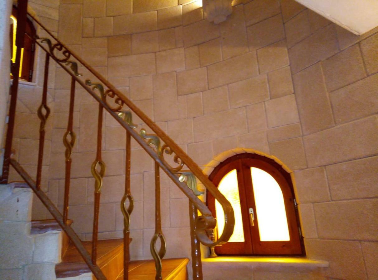 Villa Silvia Ágios Matthaíos Bagian luar foto